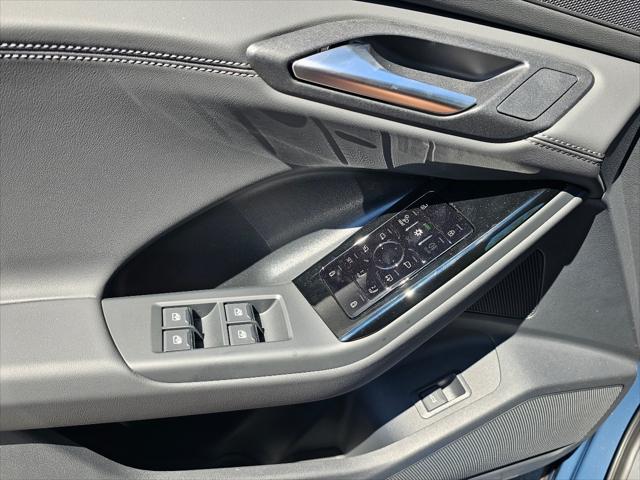 2027 Audi Q6 e-tron Premium quattro