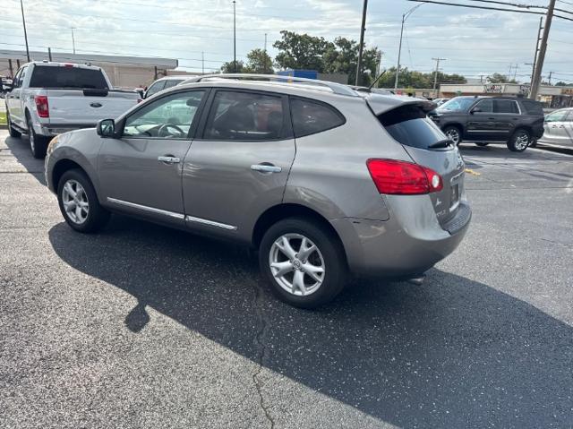 2011 Nissan Rogue SV