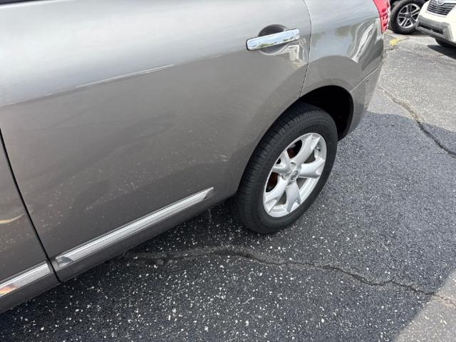 2011 Nissan Rogue SV