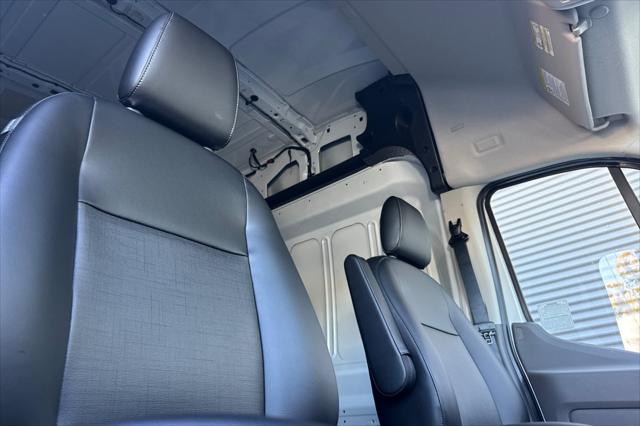 2027 Ford Transit Cargo Van HR Cargo RWD