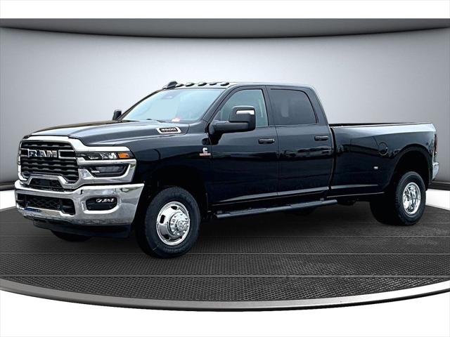 2026 Ram 3500 Tradesman Crew Cab 4x4 8' Box