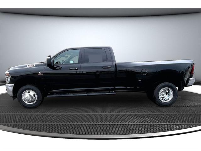 2026 Ram 3500 Tradesman Crew Cab 4x4 8' Box
