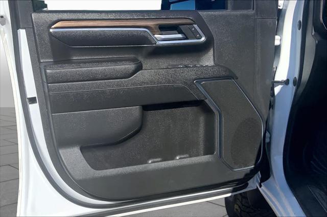 Used 2024 Chevrolet Silverado 2500HD 4WD Crew Cab Standard Bed LT For Sale in Lubbock, TX