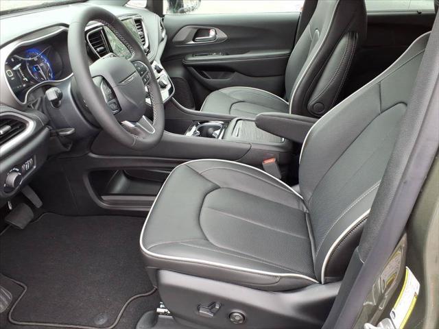 2027 Chrysler Pacifica PACIFICA LIMITED 2027 Chrysler Pacifica PACIFICA LIMITED