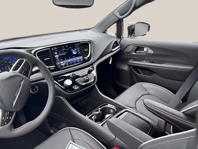2027 Chrysler Pacifica Limited