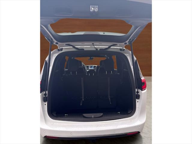 2027 Chrysler Pacifica Limited
