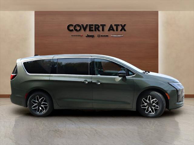 2027 Chrysler Pacifica Limited