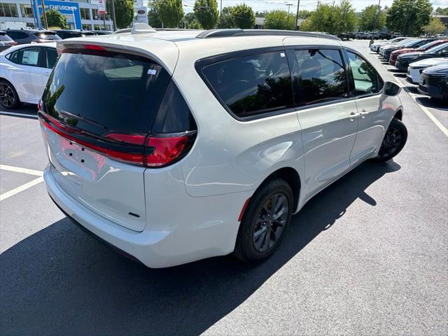 2021 Chrysler Pacifica Touring L AWD