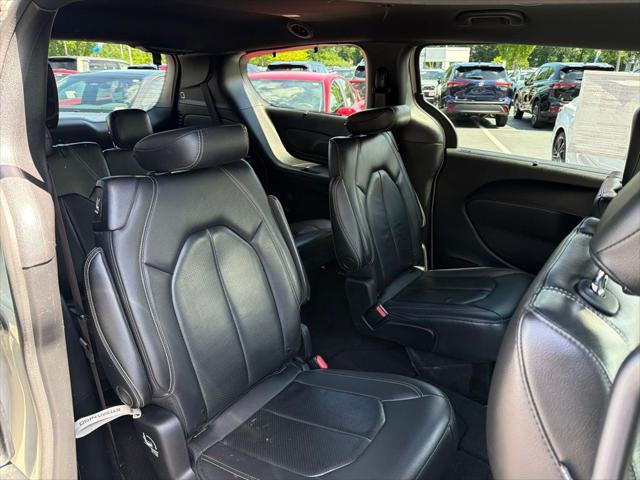 2021 Chrysler Pacifica Touring L AWD