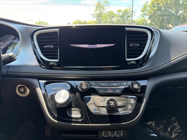 2021 Chrysler Pacifica Touring L AWD