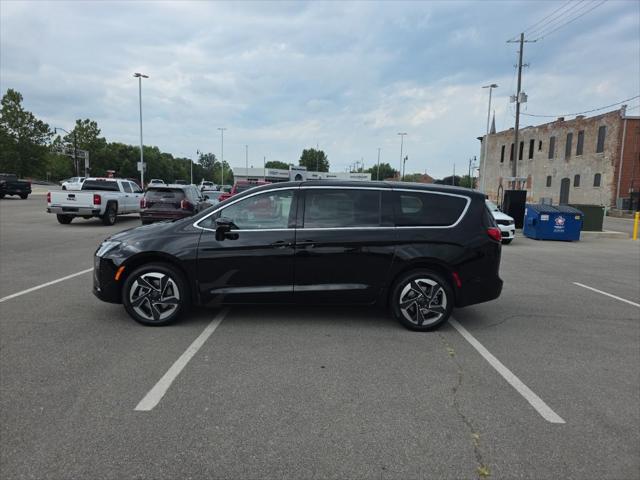 2027 Chrysler Pacifica PACIFICA LIMITED AWD