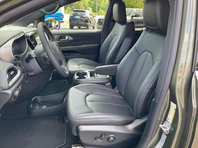 2027 Chrysler Pacifica PACIFICA SELECT 2027 Chrysler Pacifica PACIFICA SELECT