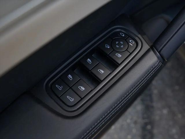 2025 Porsche Cayenne Cayenne