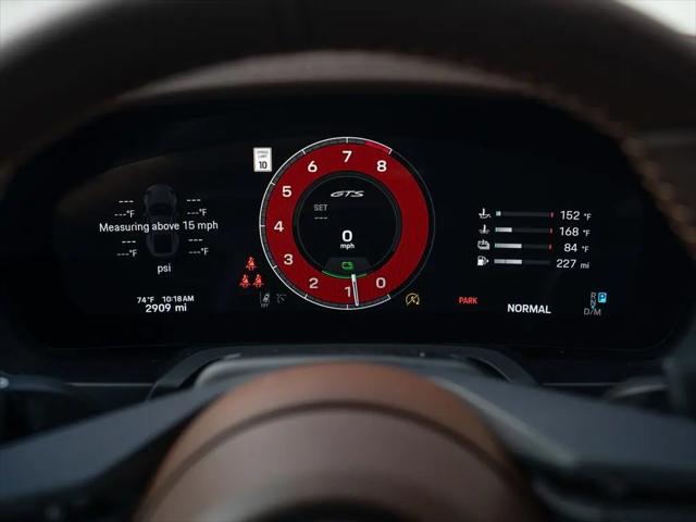 2025 Porsche 911 Carrera 4 GTS