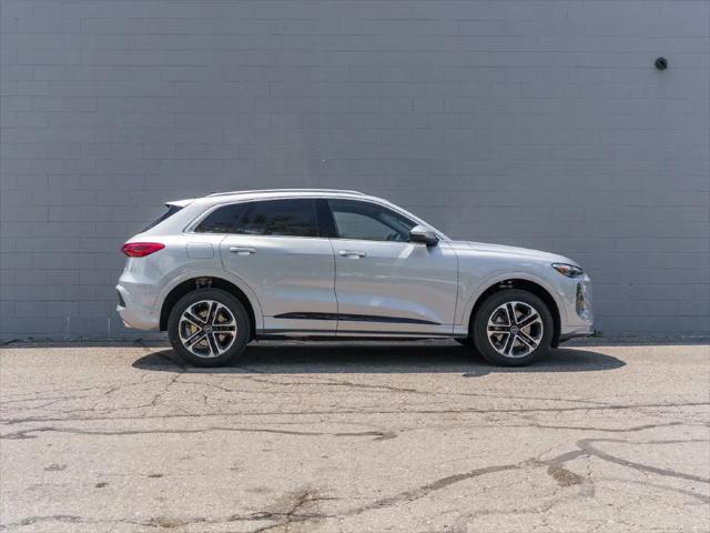 2025 Audi Q5 Premium TFSI quattro S tronic