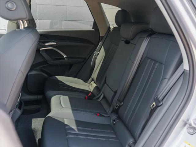 2025 Audi Q5 Premium TFSI quattro S tronic