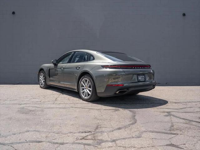 2025 Porsche Panamera 4