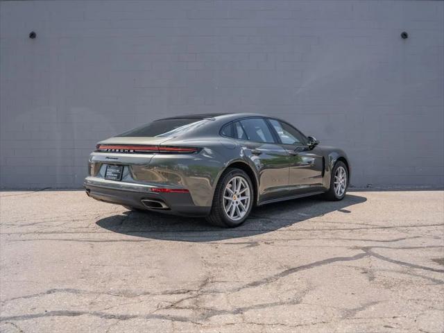 2025 Porsche Panamera 4