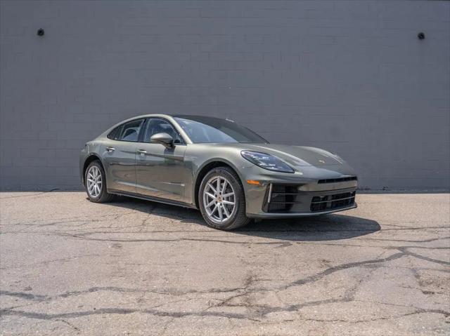 2025 Porsche Panamera 4