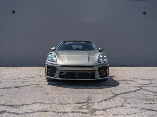 2025 Porsche Panamera 4