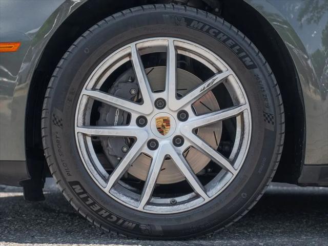 2025 Porsche Panamera 4