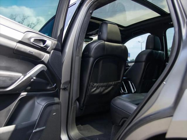 2015 Porsche Cayenne Turbo