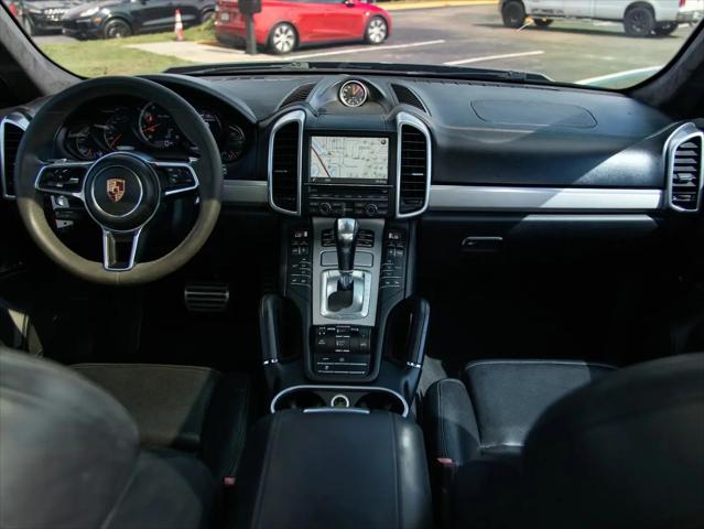 2015 Porsche Cayenne Turbo