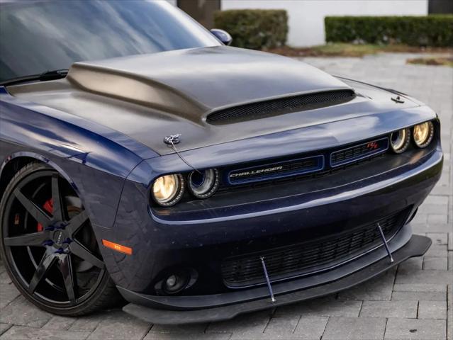 2016 Dodge Challenger R/T Plus