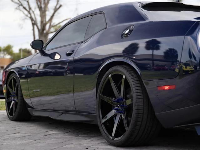 2016 Dodge Challenger R/T Plus