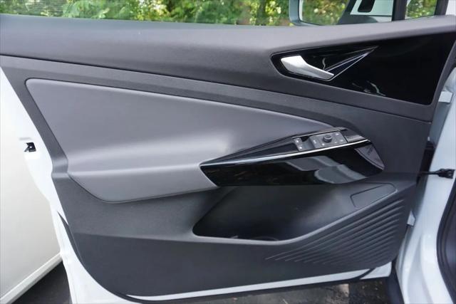 2021 Volkswagen ID.4 Pro