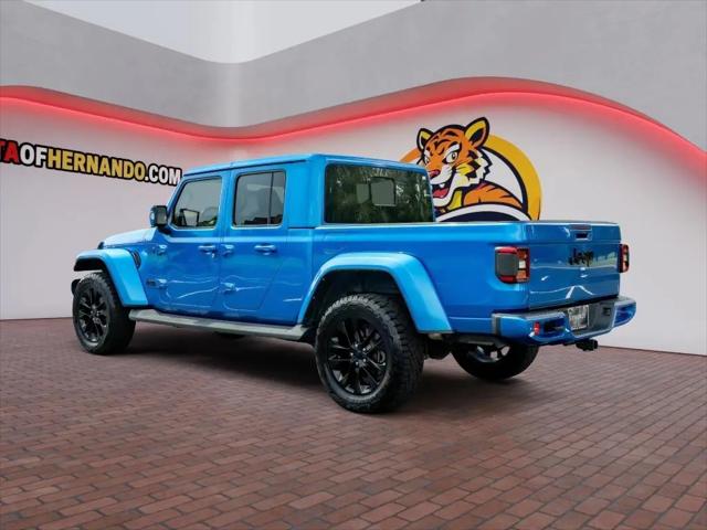 2022 Jeep Gladiator Sport