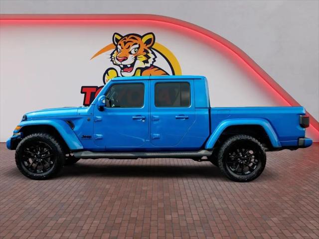 2022 Jeep Gladiator Sport