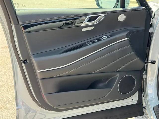 2027 Genesis GV80 2.5T