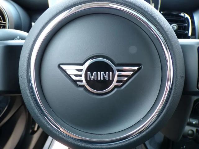 2024 MINI SE Hardtop Cooper