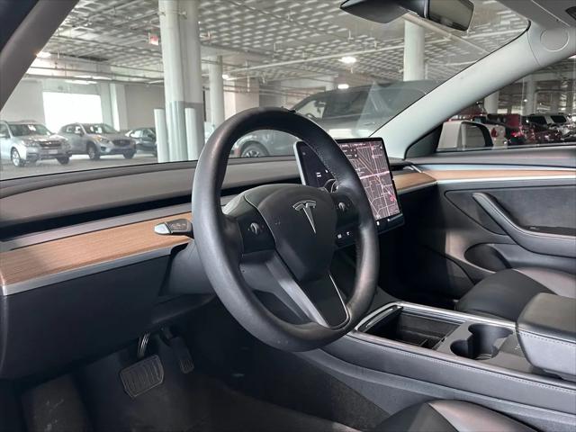 2021 Tesla Model 3 Standard Range Plus Rear-Wheel Drive