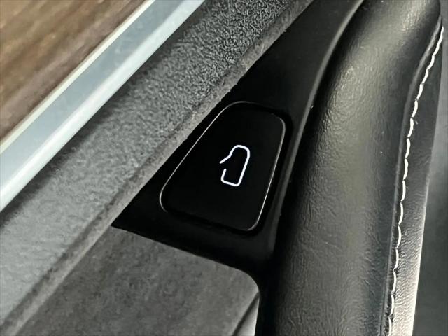 2021 Tesla Model 3 Standard Range Plus Rear-Wheel Drive
