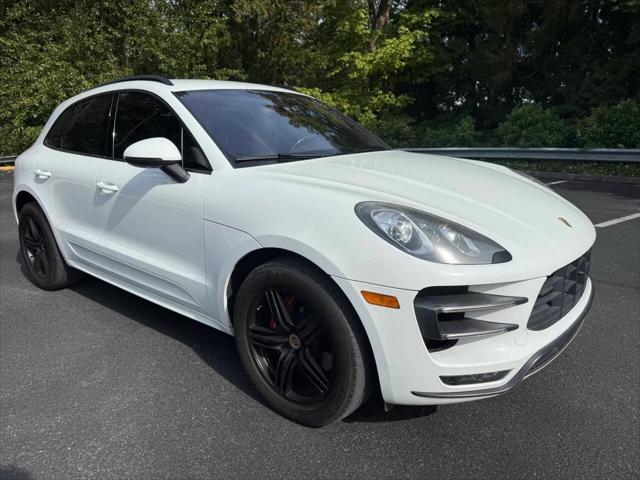 2015 Porsche Macan Turbo