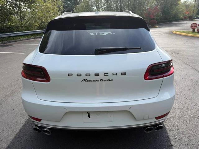 2015 Porsche Macan Turbo