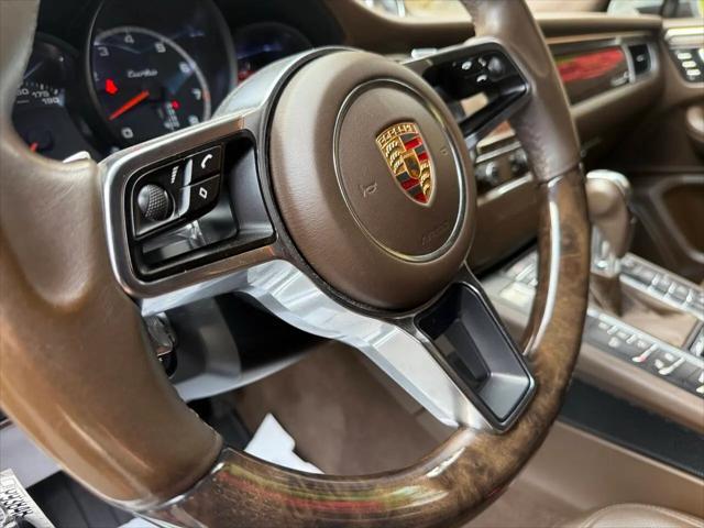 2015 Porsche Macan Turbo