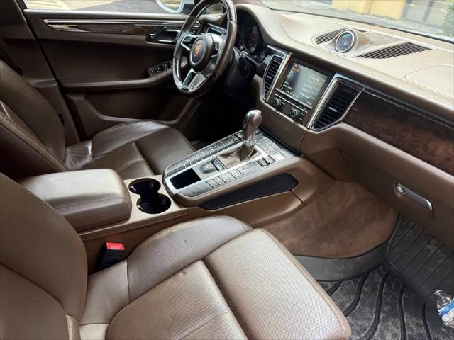 2015 Porsche Macan Turbo