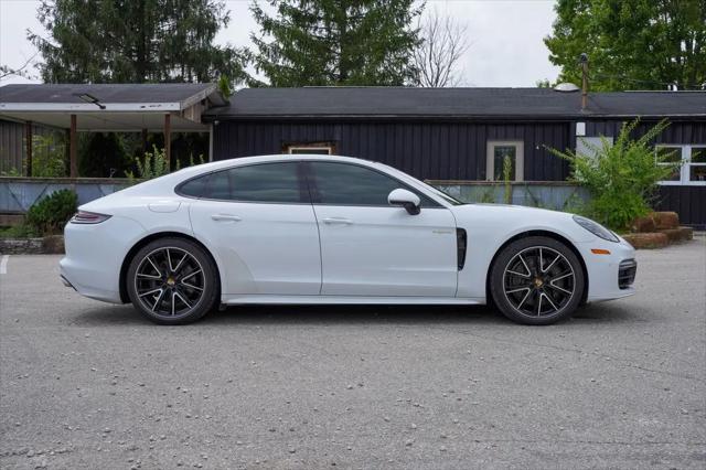 2020 Porsche Panamera E-Hybrid 4 10 Years Edition
