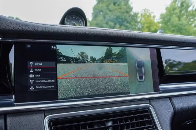 2020 Porsche Panamera E-Hybrid 4 10 Years Edition