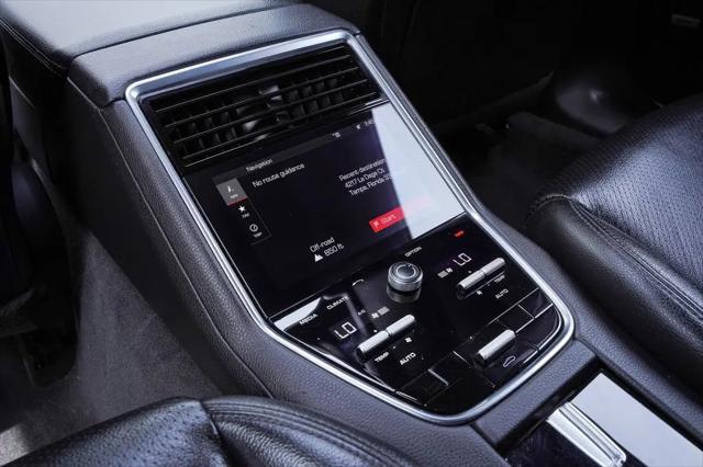 2020 Porsche Panamera E-Hybrid 4 10 Years Edition