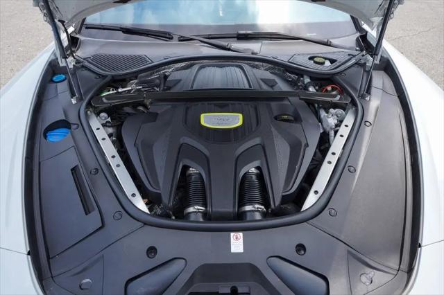 2020 Porsche Panamera E-Hybrid 4 10 Years Edition
