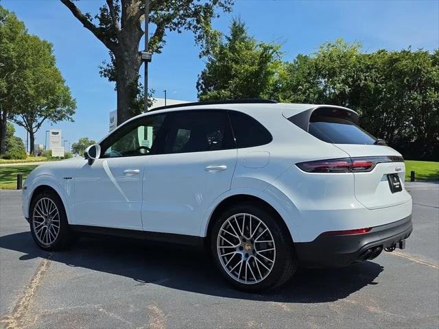 2023 Porsche Cayenne E-Hybrid Platinum Edition