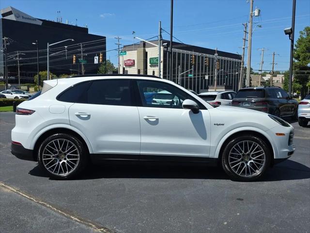 2023 Porsche Cayenne E-Hybrid Platinum Edition