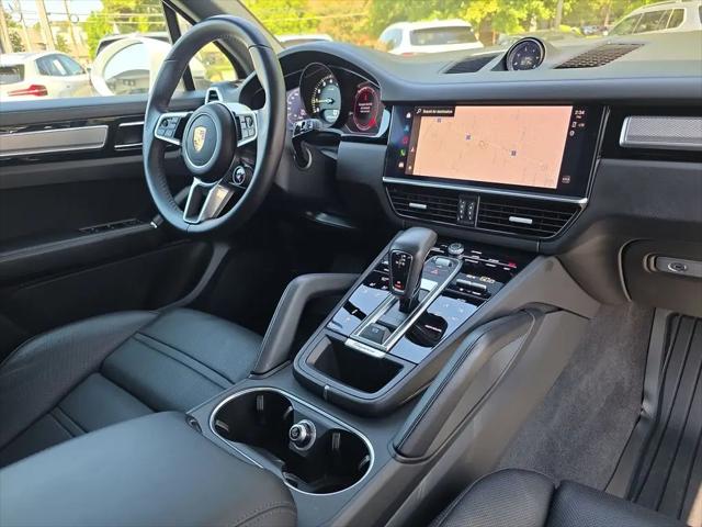 2023 Porsche Cayenne E-Hybrid Platinum Edition
