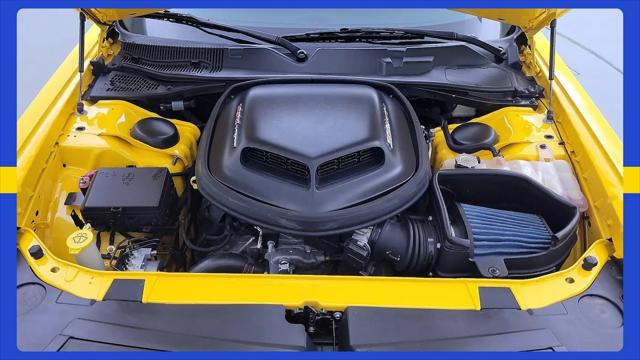 2017 Dodge Challenger 392 Hemi Scat Pack Shaker