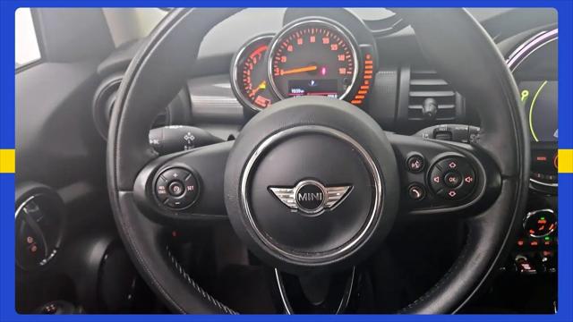 2017 MINI Hardtop Cooper