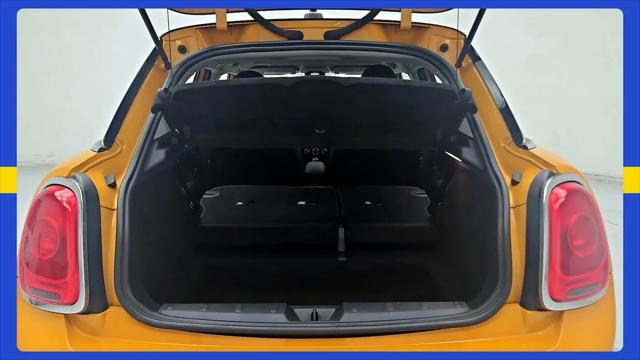2017 MINI Hardtop Cooper